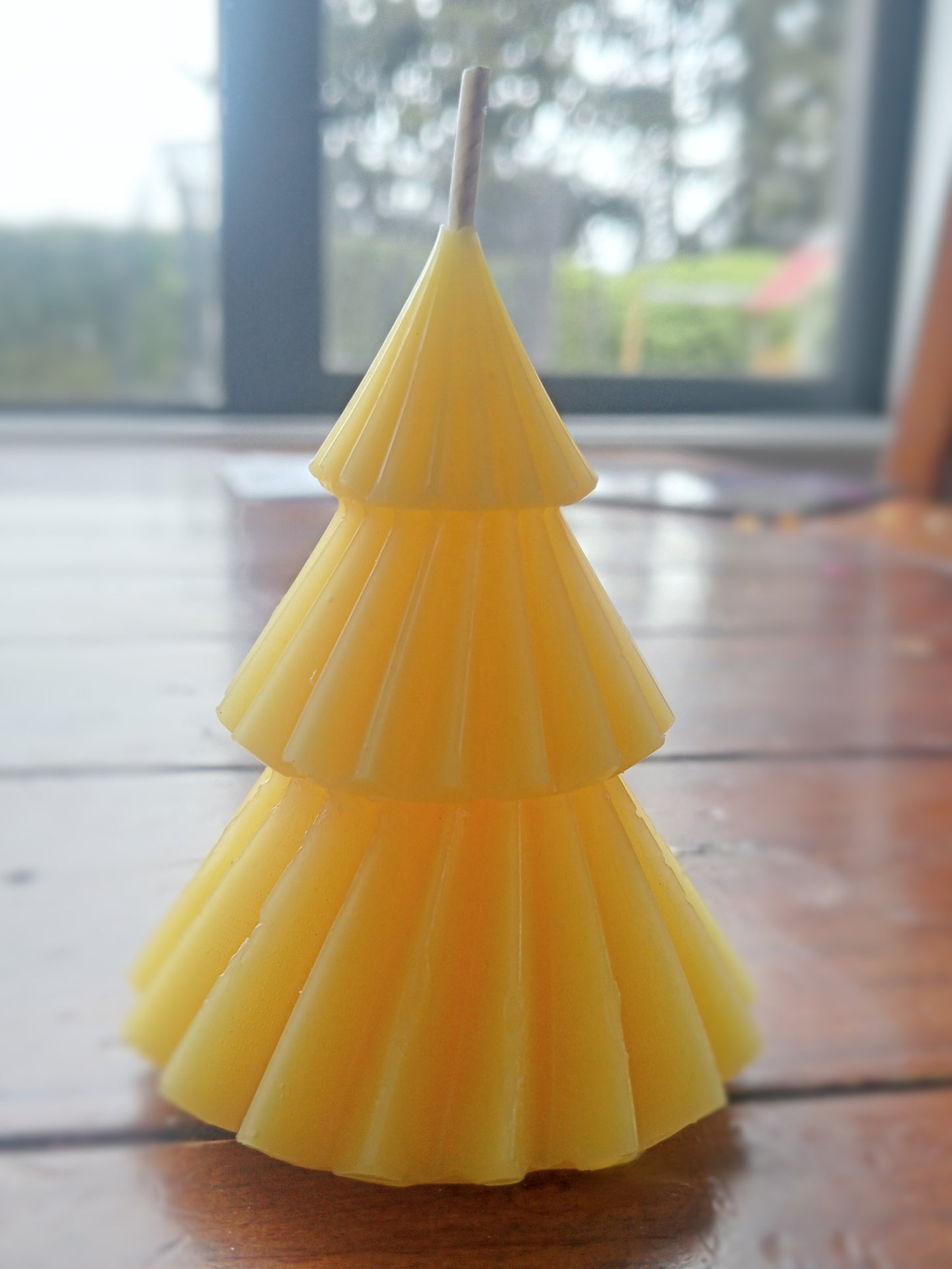 Beeswax Christmas Candle